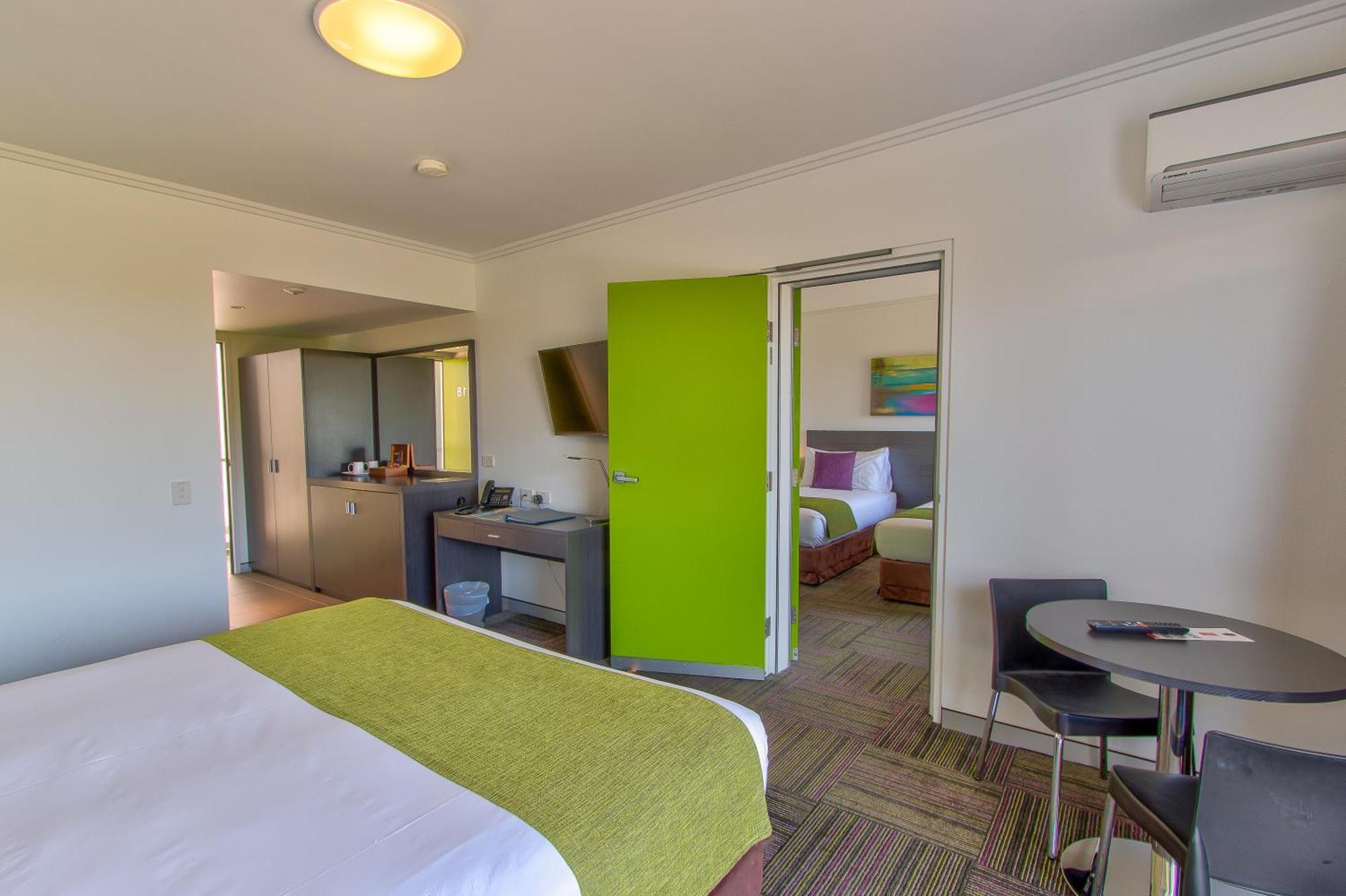Mackay Oceanside Central Hotel Official エクステリア 写真
